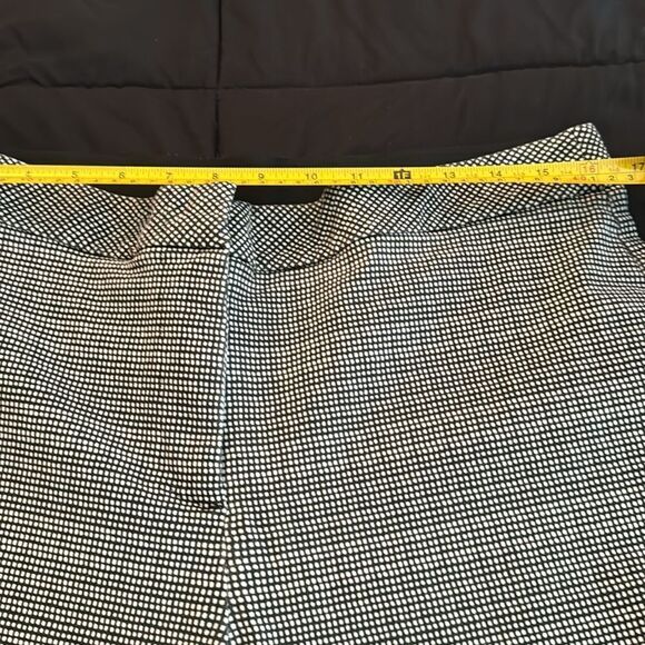 Investments Ladies Pants. Size 16S. Super stretchy and soft material. - Picture 6 of 9